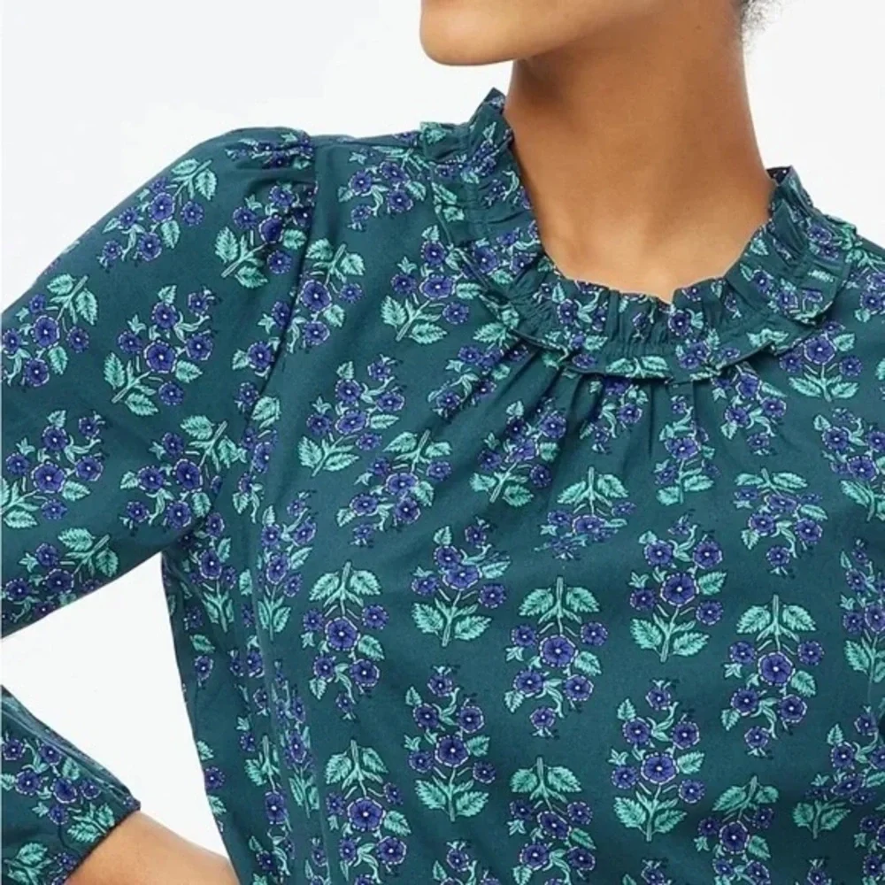 J. CREW Long Sleeve Ruffleneck Poplin Blouse Floral Spruce Antique Navy Size M
